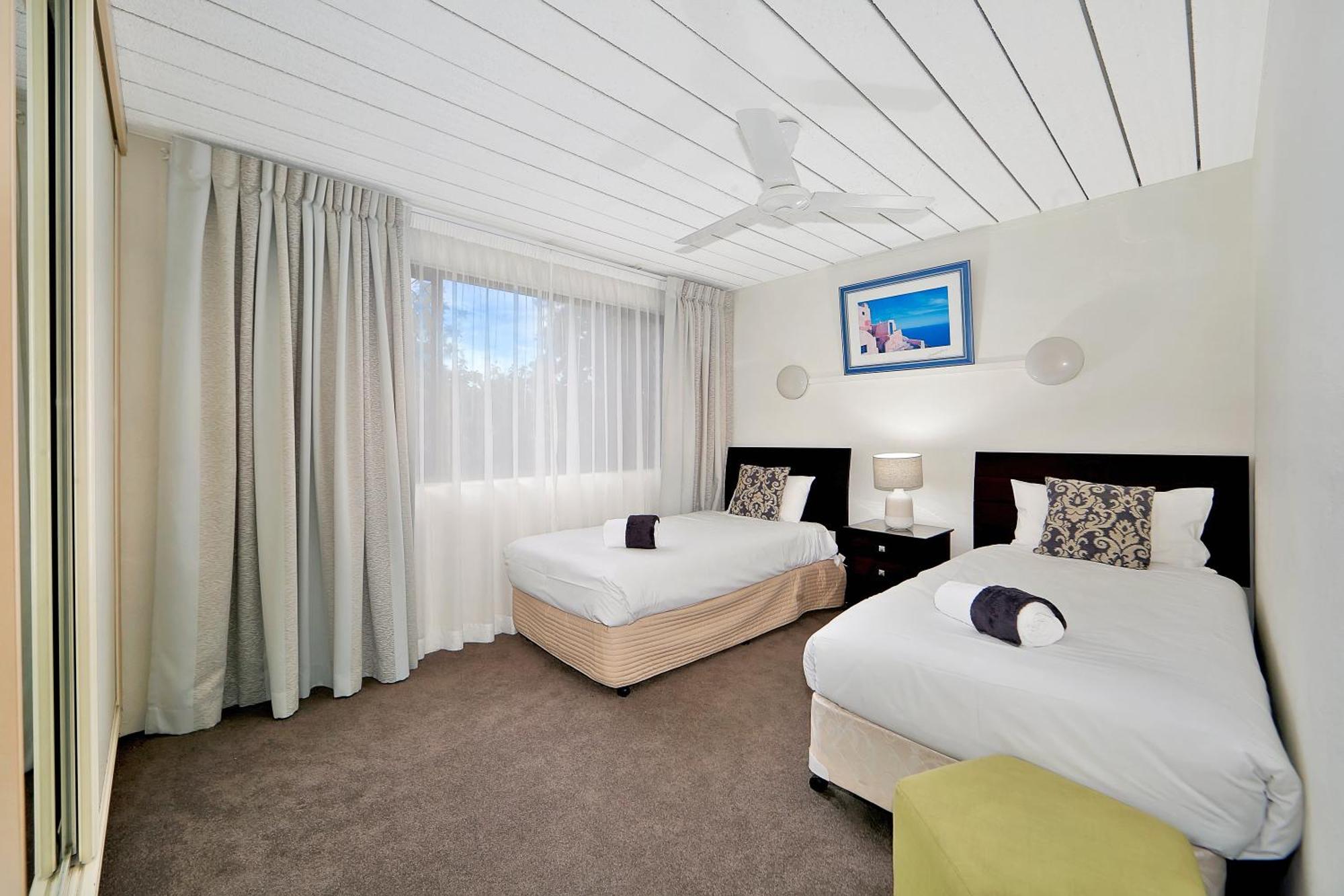 Nautilus Beachside Apartments Bargara Bilik gambar